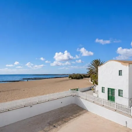 Guestready - Cosy Retreat With Balcony Near * Cotillo