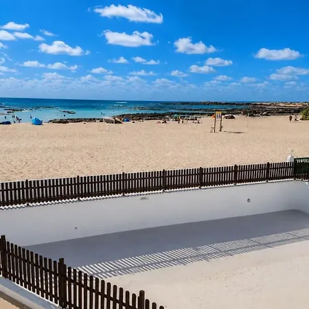 Guestready - Cosy Retreat With Balcony Near